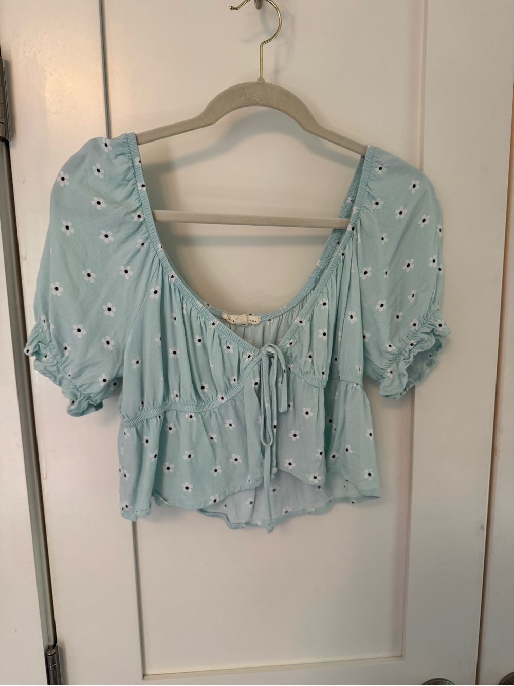 La Hearts Light Blue Floral Tie-Front Crop Top